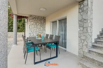 Villa with Pool and Sea View in Donja Hlapa