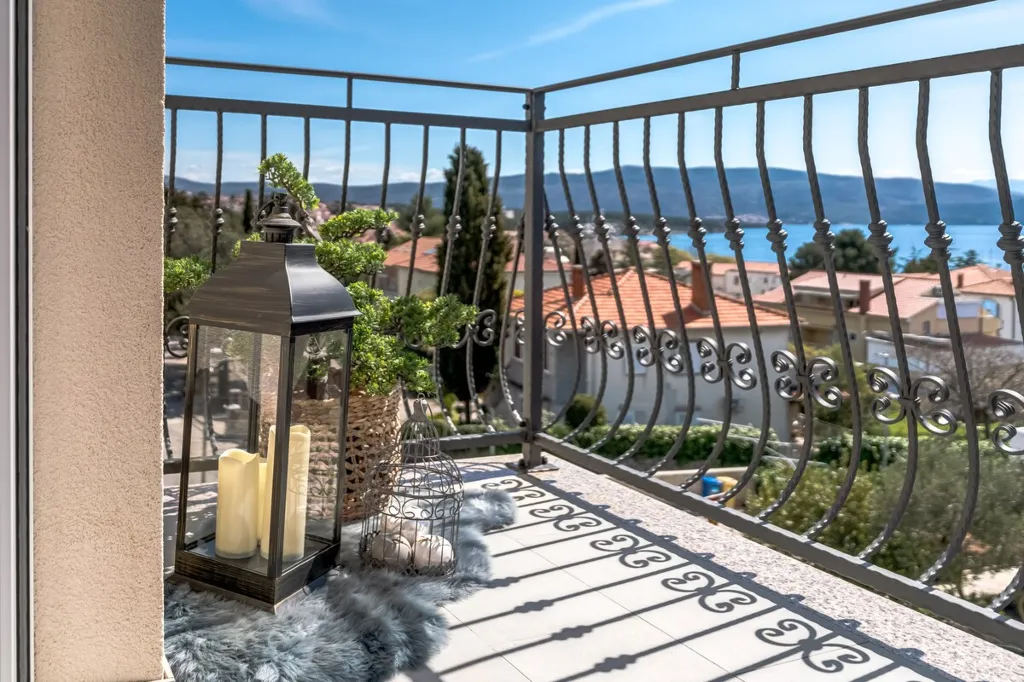 Sea-View Apartment in Krk for 4 Guests