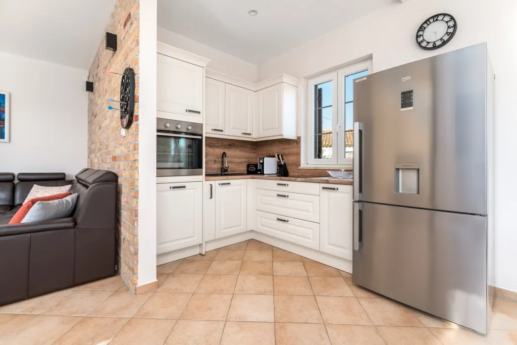 4-Bedroom Villa in Kras with Heated Pool