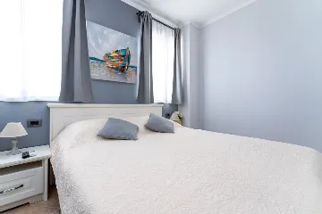 4-Bedroom Villa in Kras with Heated Pool