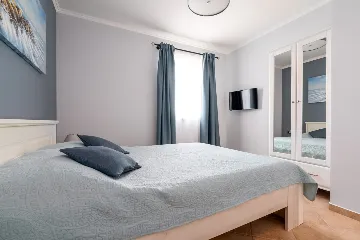 4-Bedroom Villa in Kras with Heated Pool