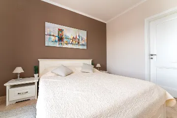 4-Bedroom Villa in Kras with Heated Pool