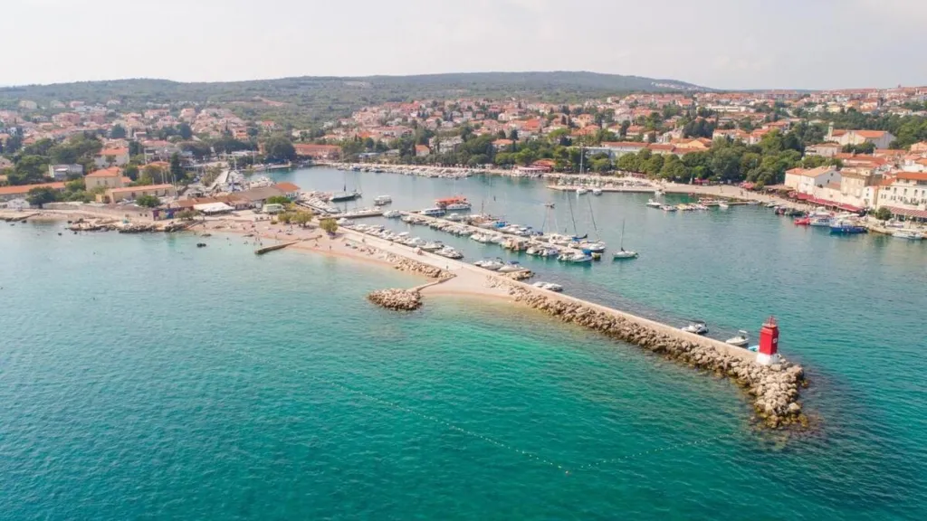 Modern Semi-Detached House in Krk for 6 Guests