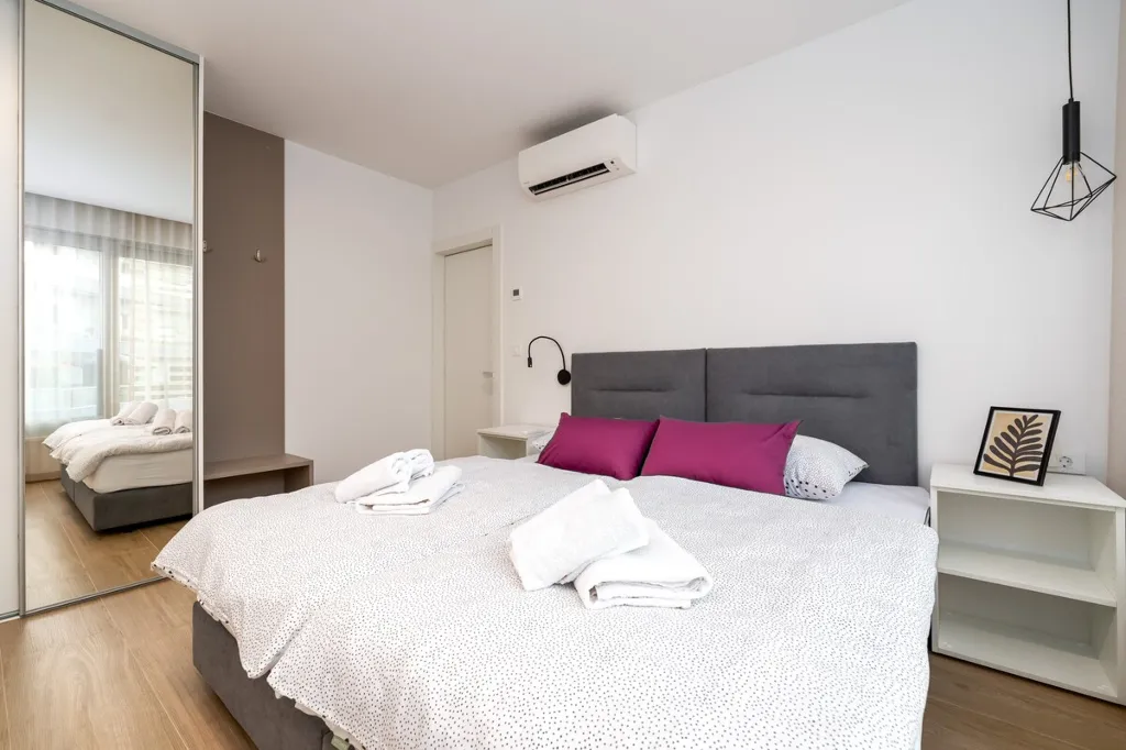 Modern Semi-Detached Villa in Krk for 6 Guests