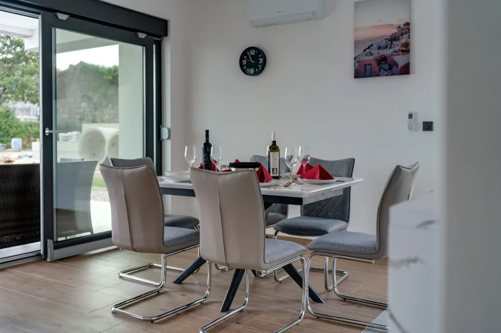 3-Bedroom Villa with Pool in Risika, Croatia