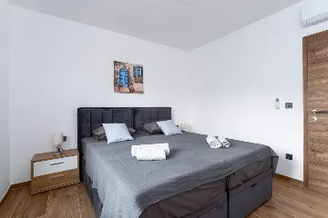 3-Bedroom Villa with Pool in Risika, Croatia