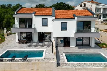 3-Bedroom Villa with Pool in Risika, Croatia