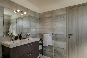 House in Gostinjac for up to 8 guests