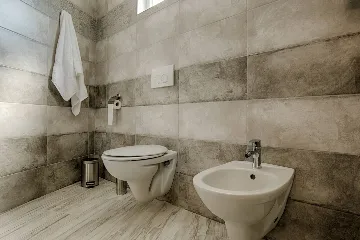 House in Gostinjac for up to 8 guests