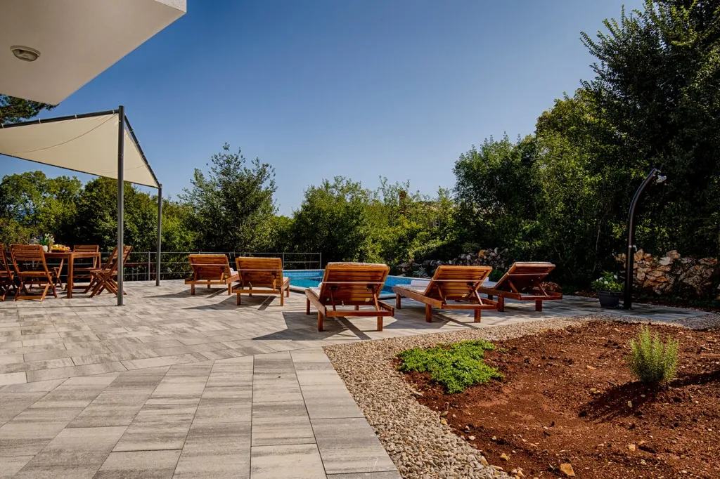 House in Gostinjac for up to 8 guests