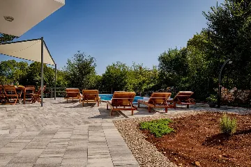 House in Gostinjac for up to 8 guests