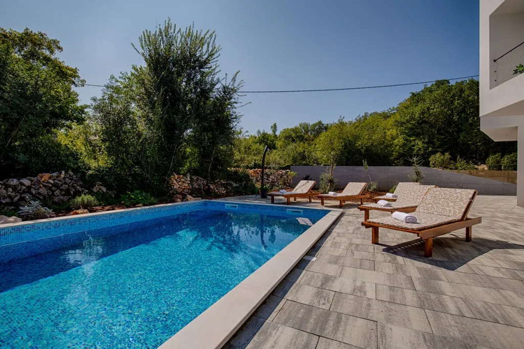 House in Gostinjac for up to 8 guests