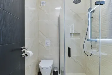 3-Bedroom House with Pool in Vir, Croatia