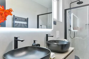 3-Bedroom House with Pool in Vir, Croatia