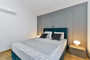 3-Bedroom House with Pool in Vir, Croatia