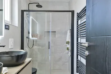 3-Bedroom House with Pool in Vir, Croatia