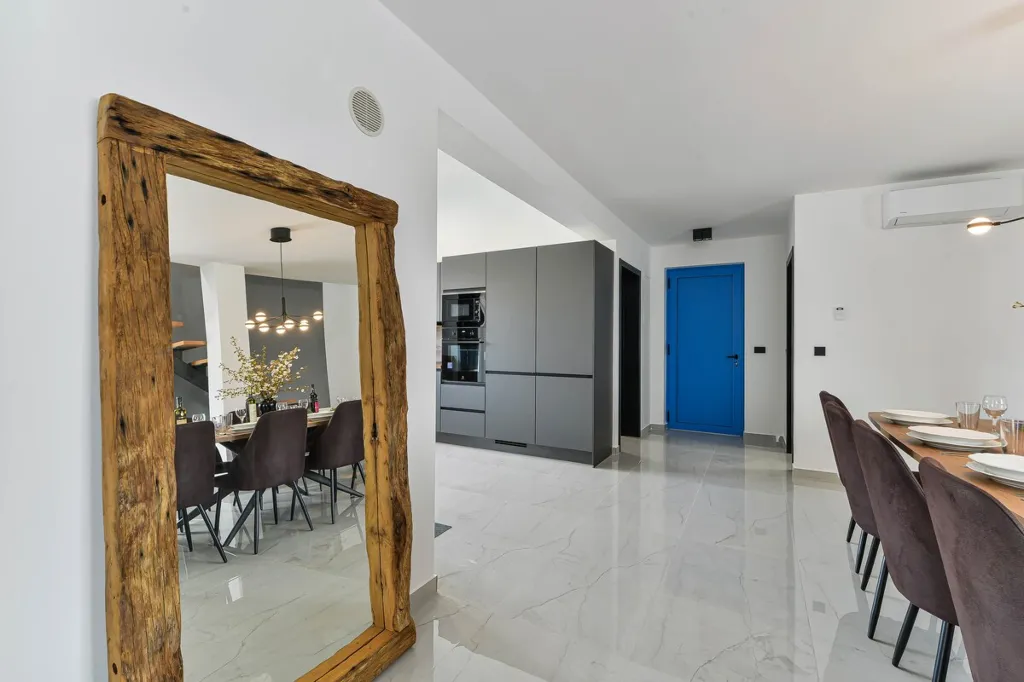 3-Bedroom House with Pool in Vir, Croatia