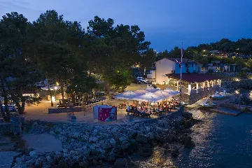 4-Bedroom House in Krk for 8 with Heated Pool