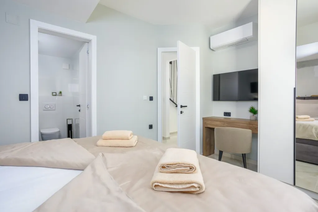 4-Bedroom House in Krk for 8 with Heated Pool