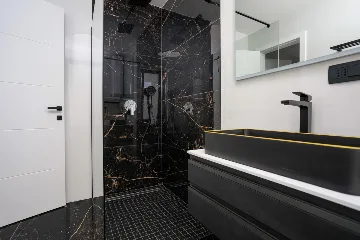 4-Bedroom House in Krk for 8 with Heated Pool