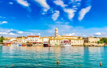 4-Bedroom Villa with Heated Pool in Krk