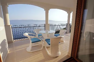 3-Bedroom Sea-View Apartment in Povile
