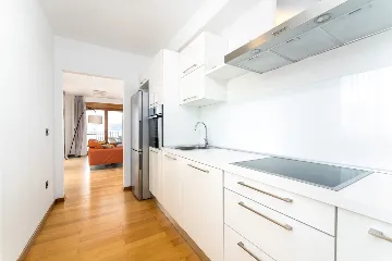 3-Bedroom Sea-View Apartment in Povile
