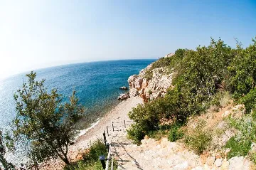 3-Bedroom Sea-View Apartment in Povile