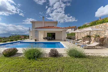 House in Sveti Vid for 8 guests with sea view pool