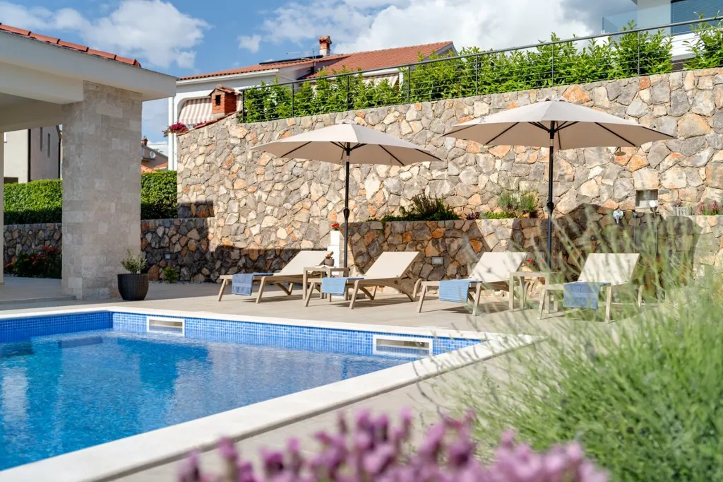 House in Sveti Vid for 8 guests with sea view pool