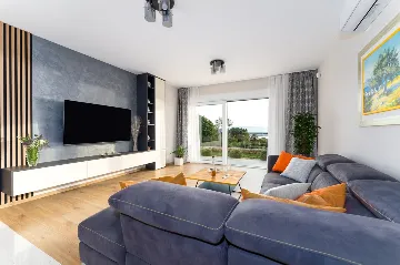 House in Sveti Vid for 8 guests with sea view pool