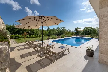 House in Sveti Vid for 8 guests with sea view pool