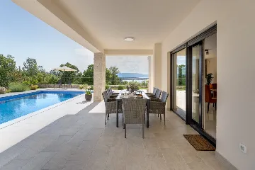 House in Sveti Vid for 8 guests with sea view pool