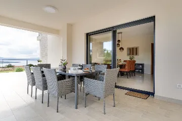 House in Sveti Vid for 8 guests with sea view pool