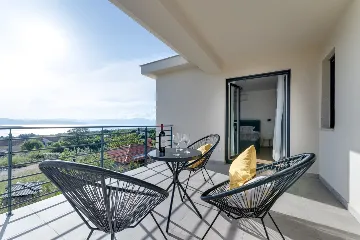 House in Sveti Vid for 8 guests with sea view pool