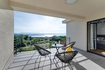 House in Sveti Vid for 8 guests with sea view pool