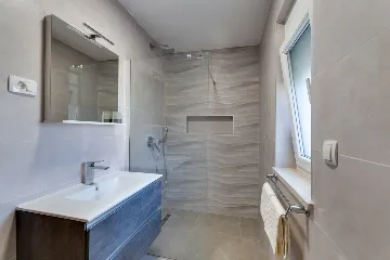 House in Sveti Vid for 8 guests with sea view pool