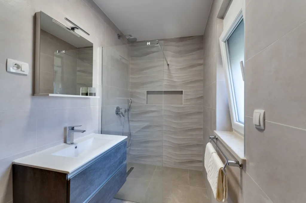 House in Sveti Vid for 8 guests with sea view pool