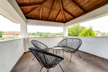 Romantic Villa with Private Pool in Dobrinj