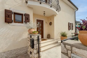 Romantic Villa with Private Pool in Dobrinj