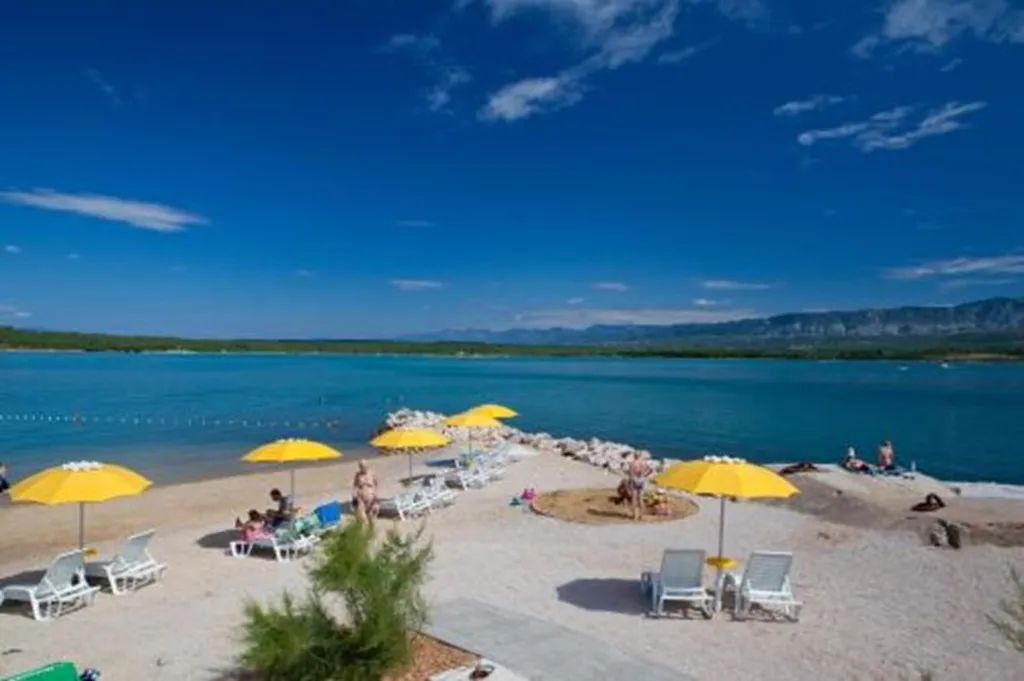 Romantic Villa with Private Pool in Dobrinj
