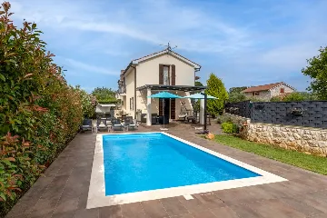 Romantic Villa with Private Pool in Dobrinj