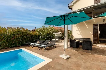 Romantic Villa with Private Pool in Dobrinj