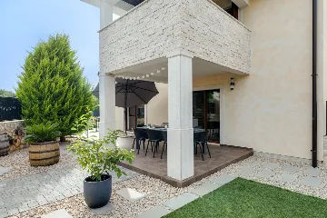 Romantic Villa with Private Pool in Dobrinj