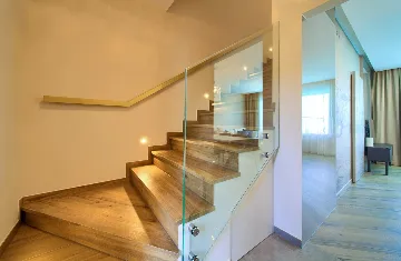 Modern 3-Bedroom Villa in Krk for 8 Guests