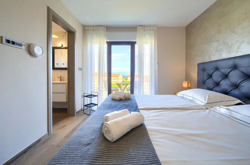 Modern 3-Bedroom Villa in Krk for 8 Guests