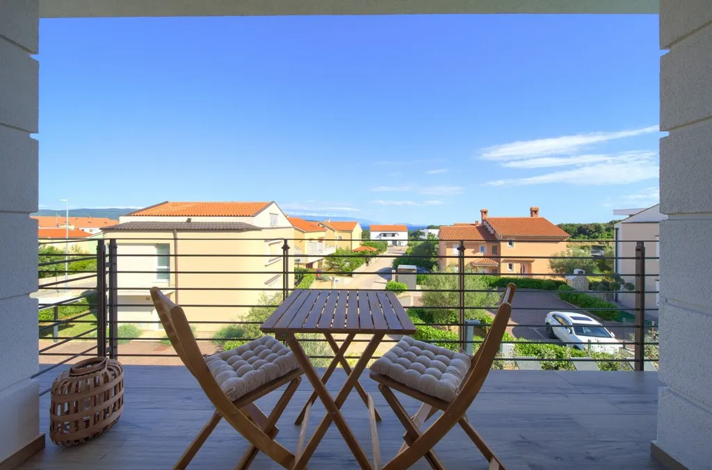 Modern 3-Bedroom Villa in Krk for 8 Guests