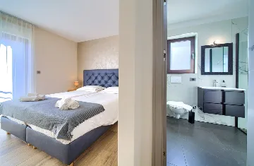 Modern 3-Bedroom Villa in Krk for 8 Guests