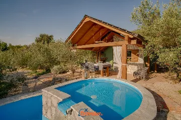 Punat House with Pool, 50 m to the Sea
