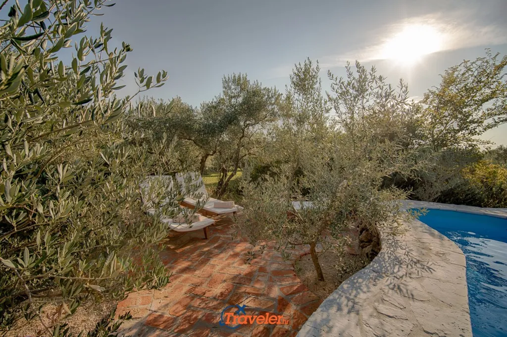 Punat House with Pool, 50 m to the Sea